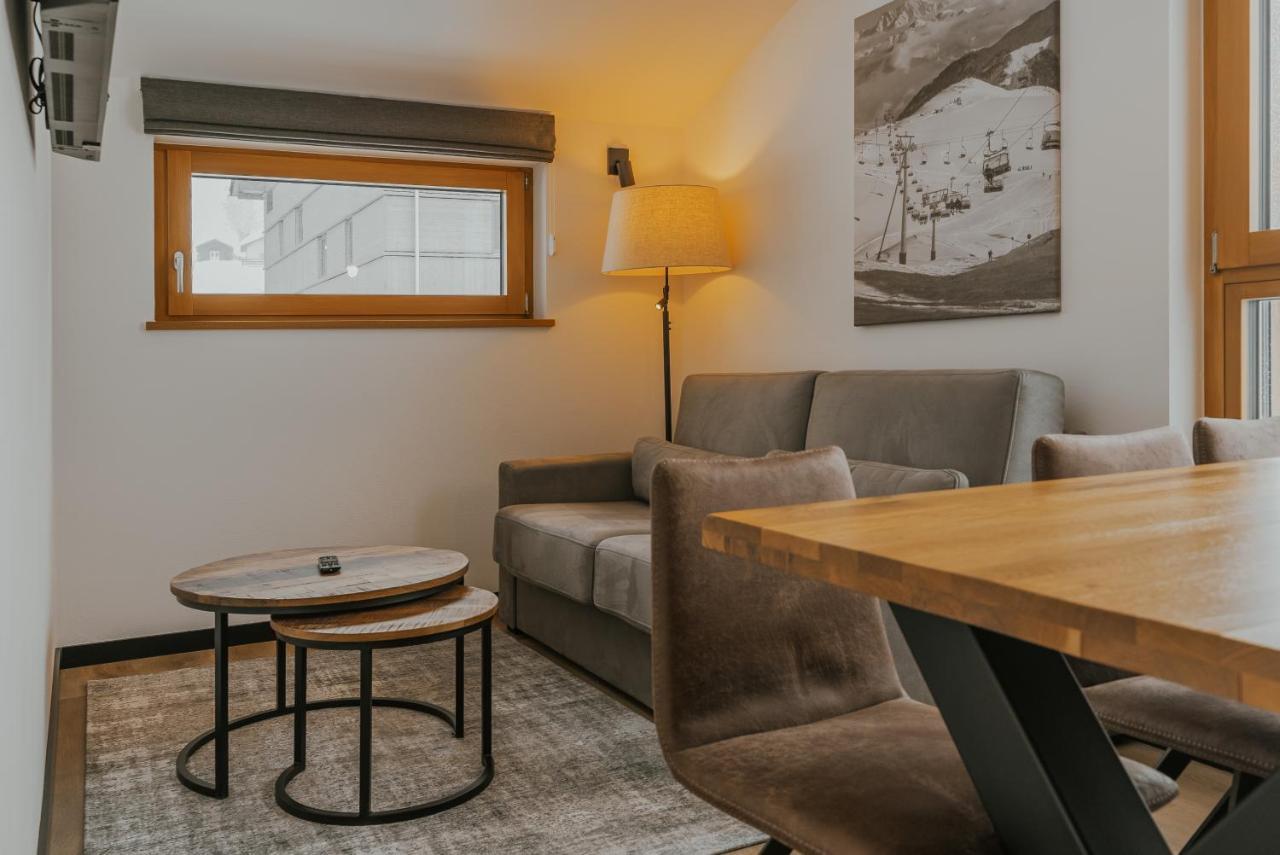 Alpinresortmontafon Garni 加尔盖伦 外观 照片